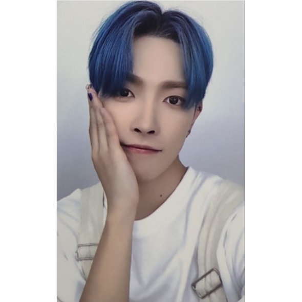 ATEEZ HONGJOONG THE WORLD EP2 OUTLAW BOUNCY PLATFORM VERSION MINIRECORD LUCKY DRAW PHOTOCARD